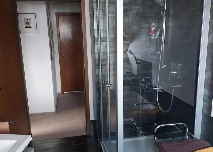 Schoene Dachwohnung *